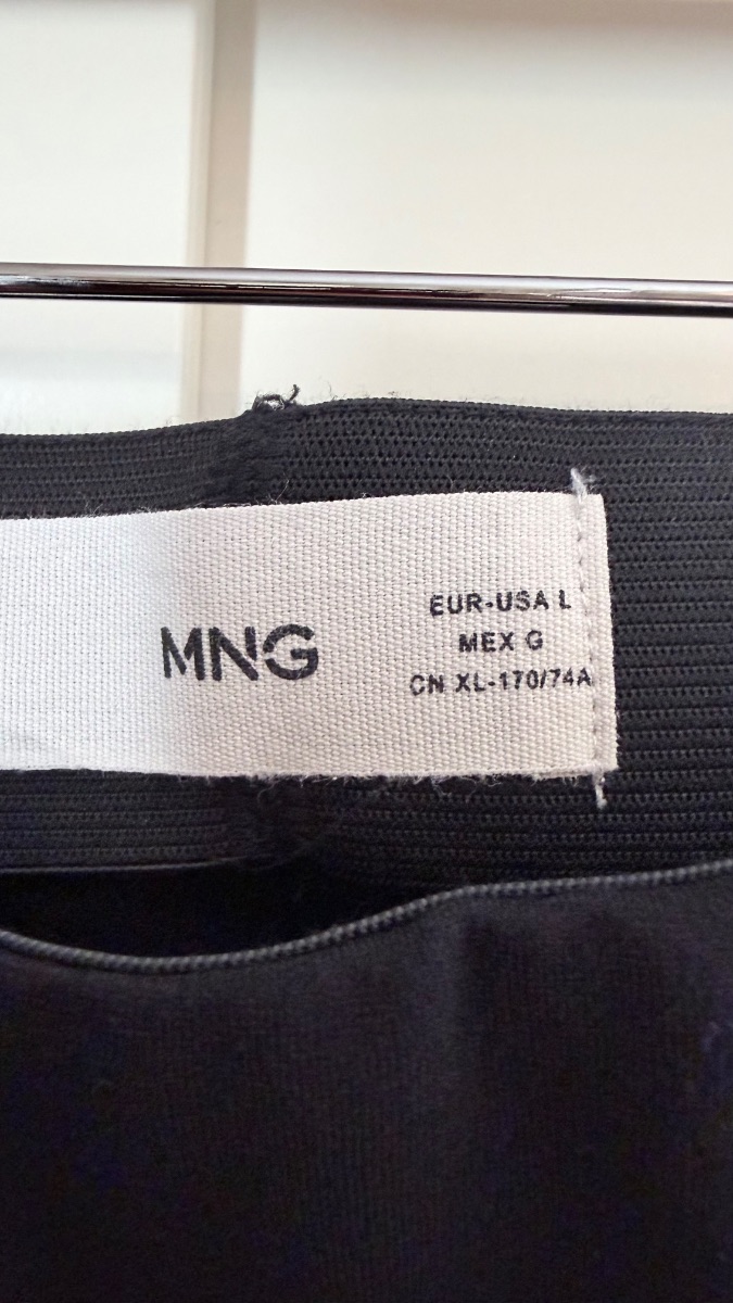 Mango Black Flared Trousers with Ankle Slits – Size L photo 2
