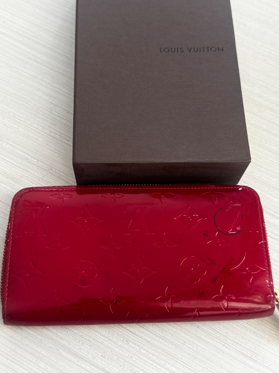 Louis Vuitton Red Vernis long patent wallet photo 2