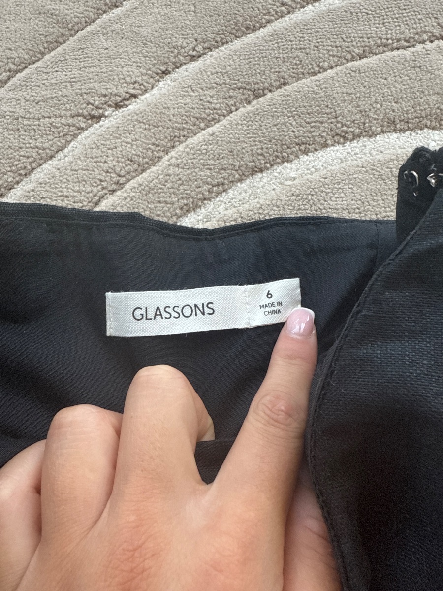 Glassons Black linen strapless top photo 2