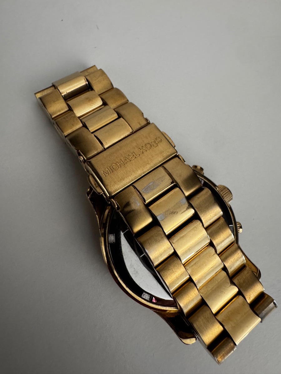 Michael Kors gold watch photo 2