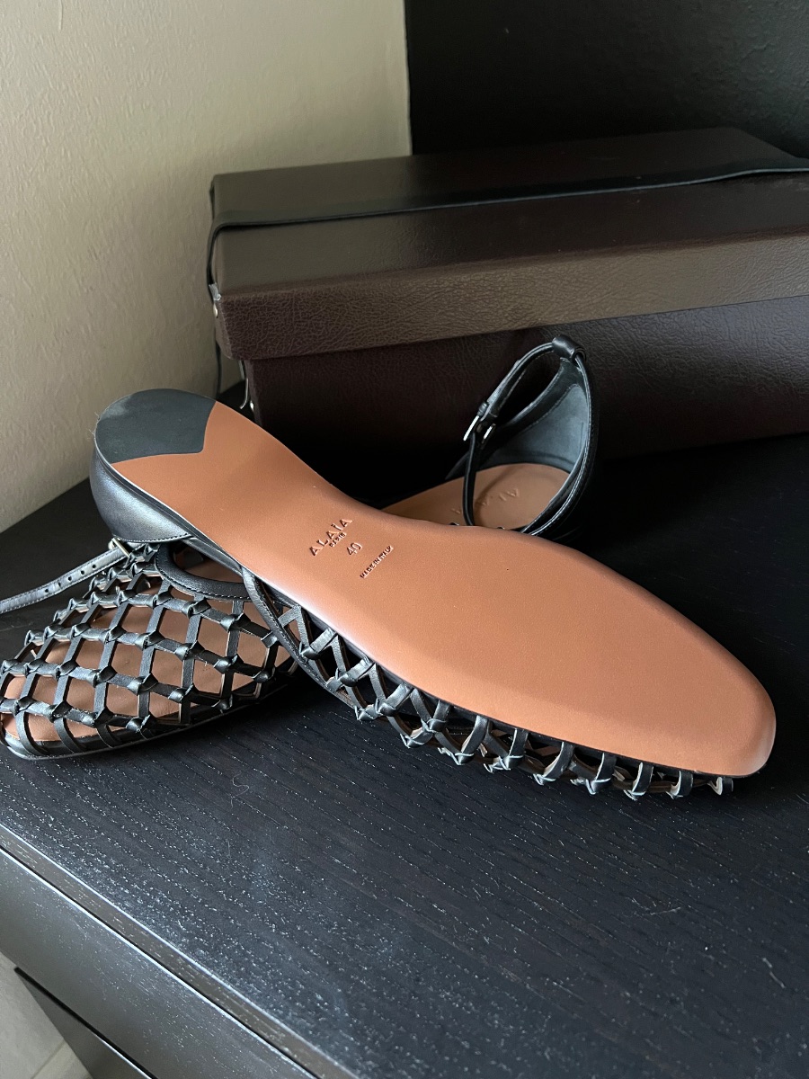Authentic Alaia Net Shoes photo 2