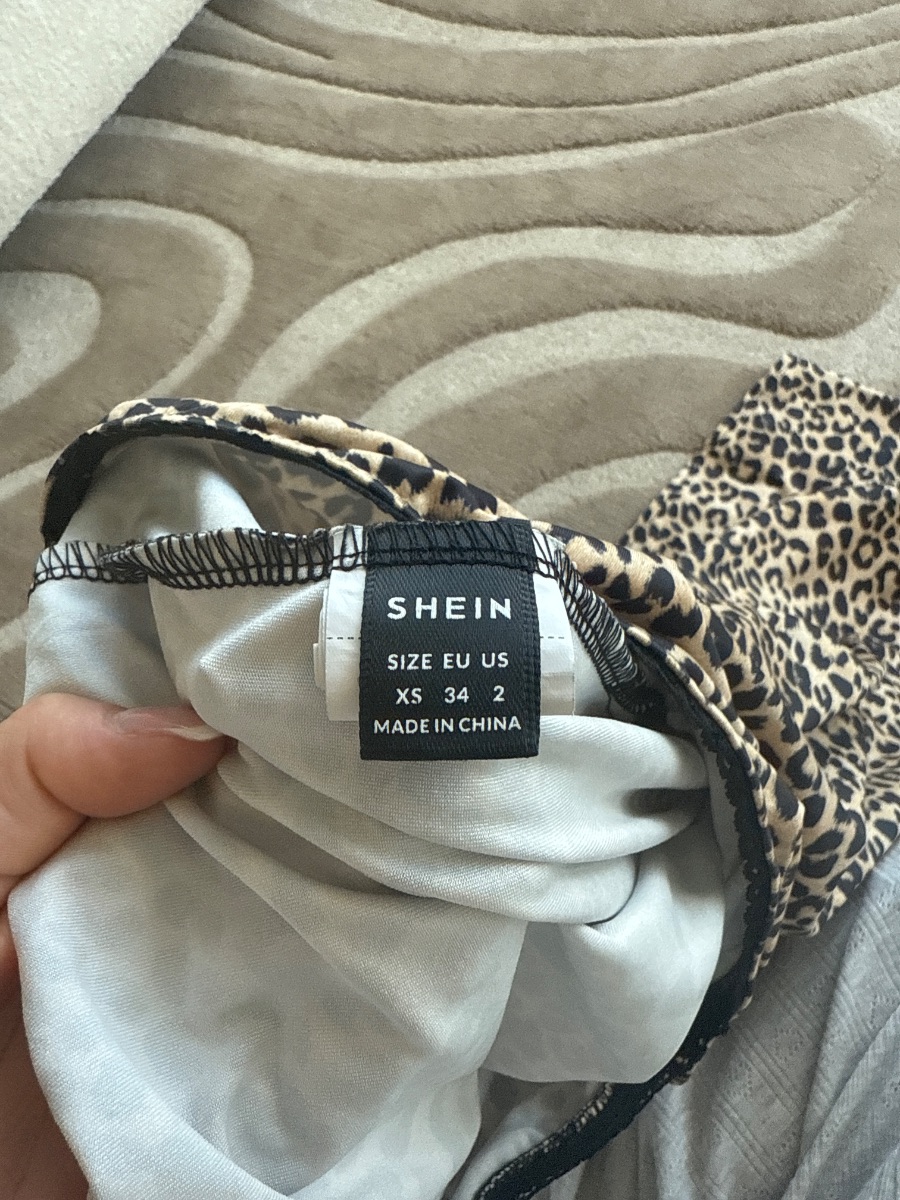 Shein Leopard print long skirt with slit in leg photo 2