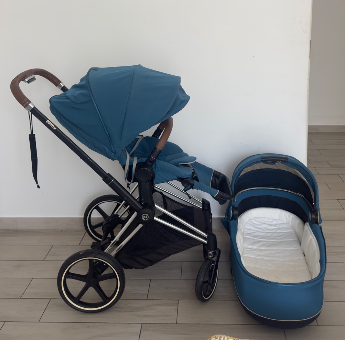 Cybex stroller with bassinet