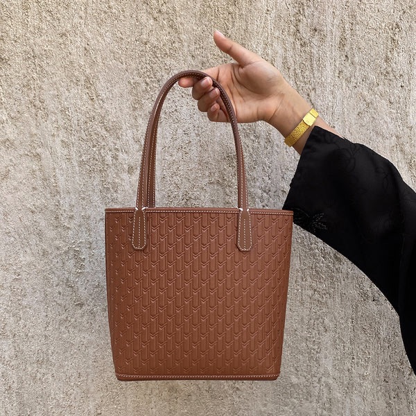 Minimalist Brown bag photo 2