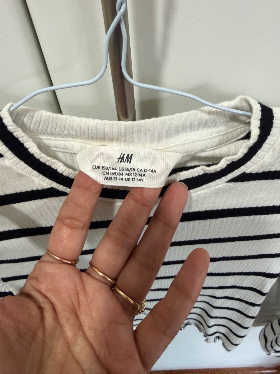 H&M Girls top photo 2