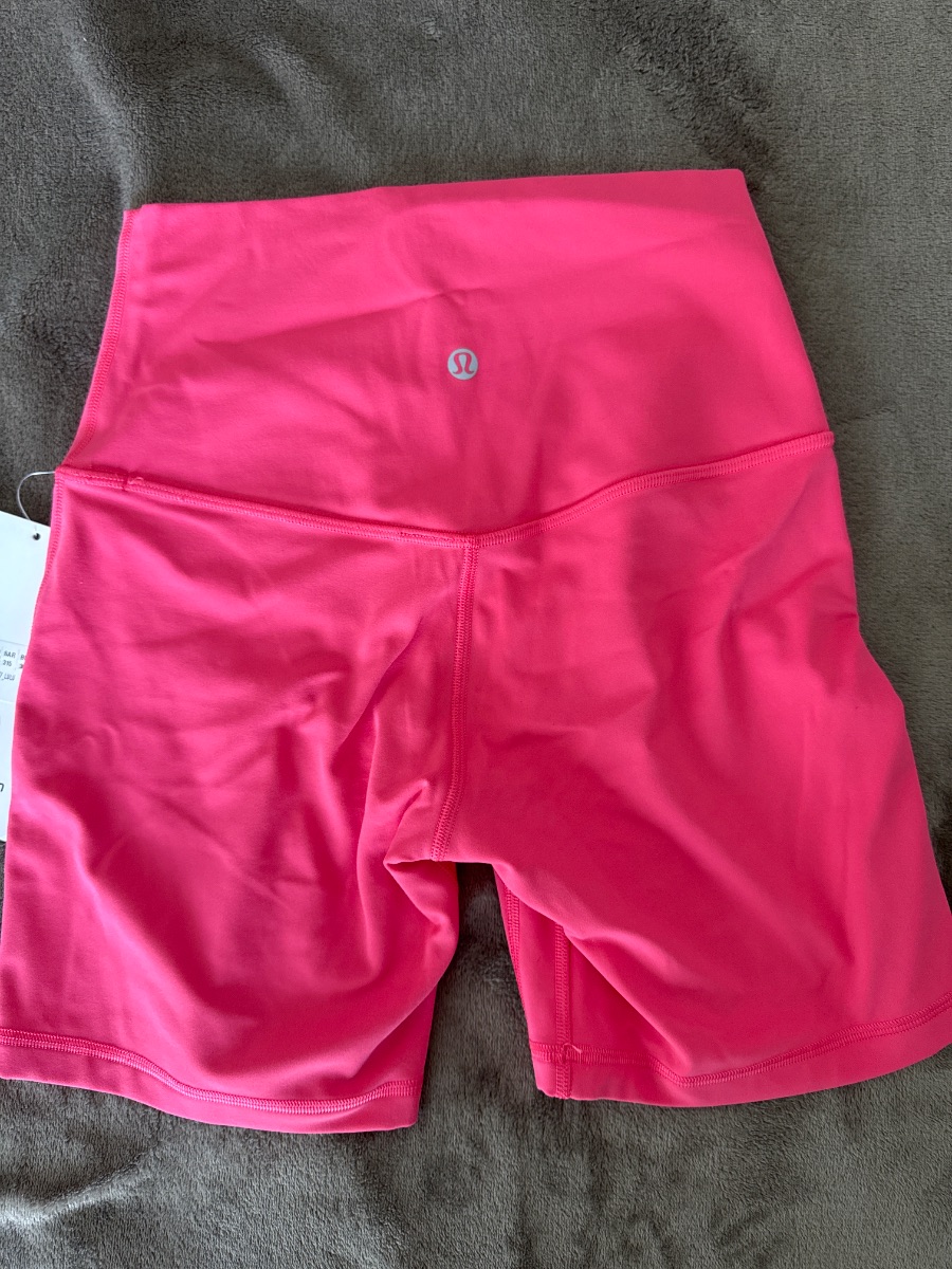 Lululemon biker shorts photo 2