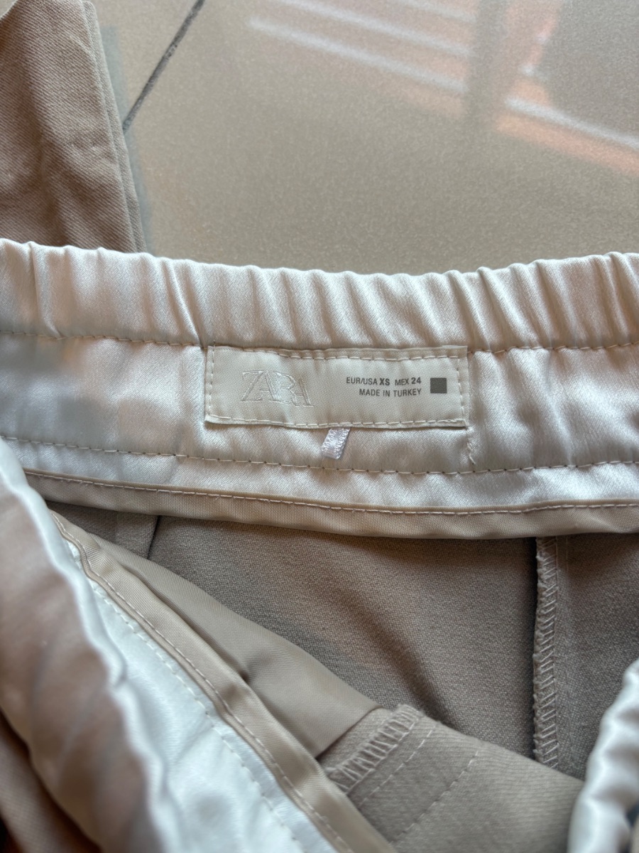 Zara beige drawstring straight leg trousers with pockets photo 3