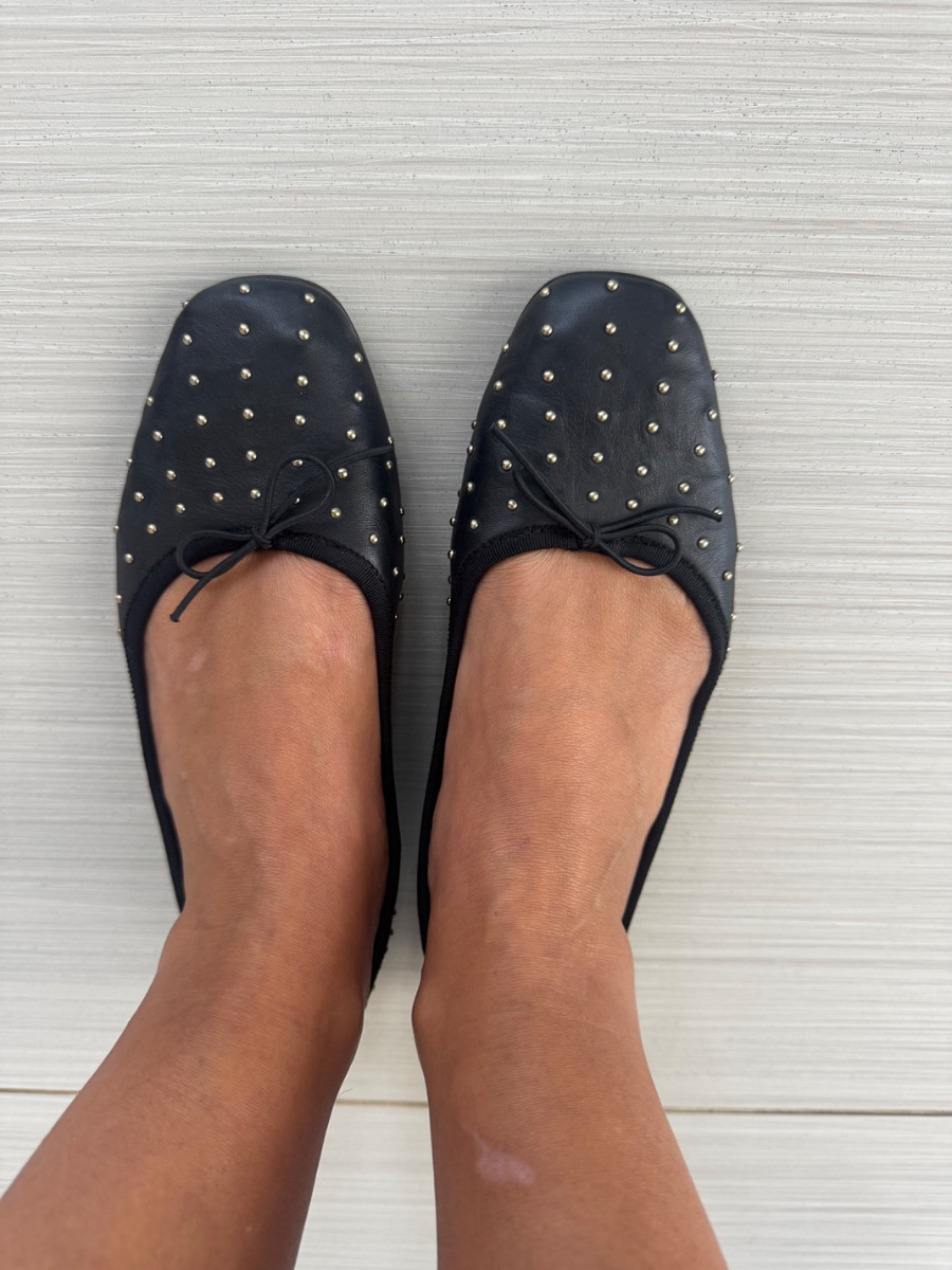 Black studded ballerinas by Uterque