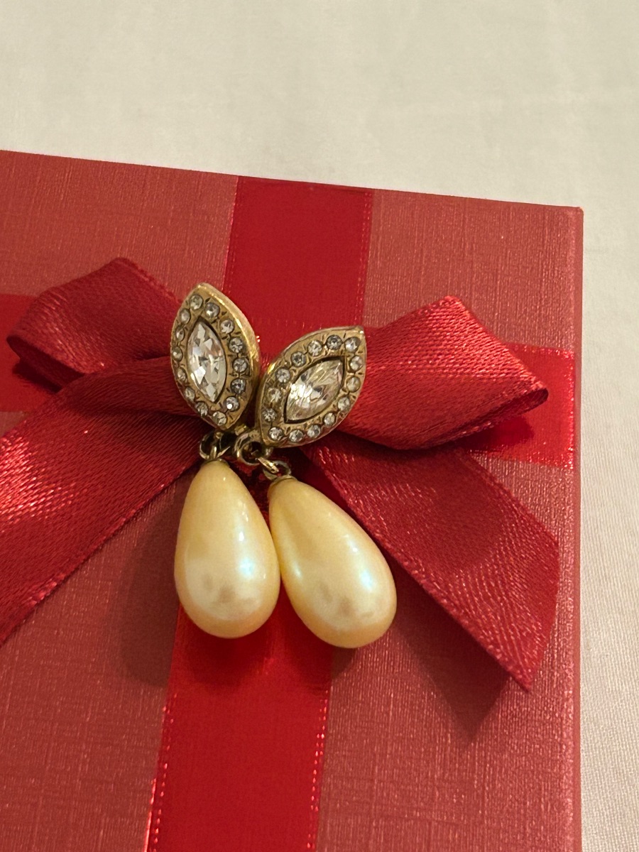 Butler & Wilson Ladies Earrings