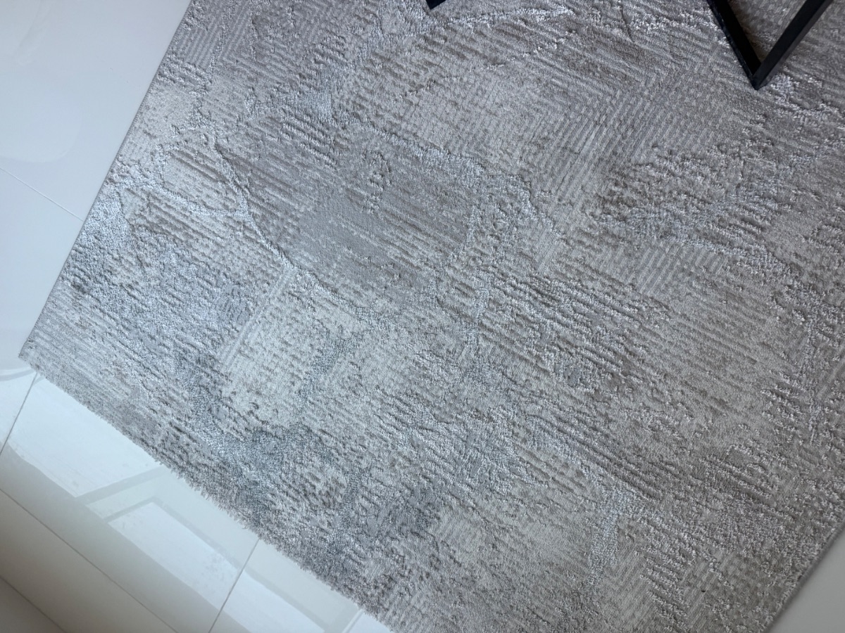 Handmade Rug photo 2