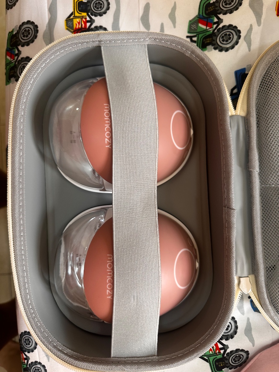 Momcozy m9 breast pump photo 2