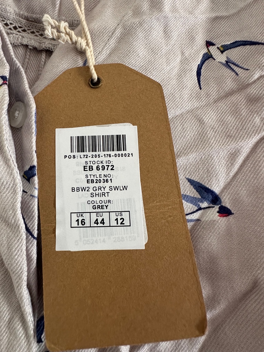 Brakeburn swallow bird long sleeve shirt photo 2