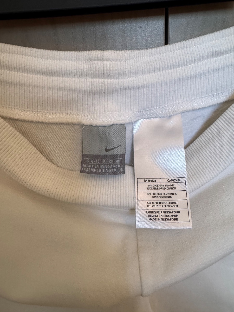 Nike white athletic shorts photo 3