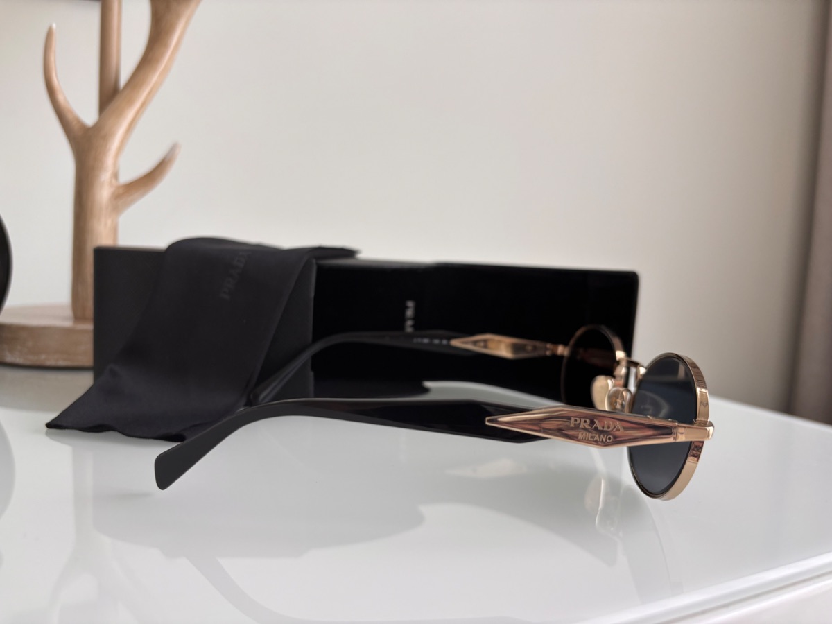 Unisex Prada Sunglasses photo 2