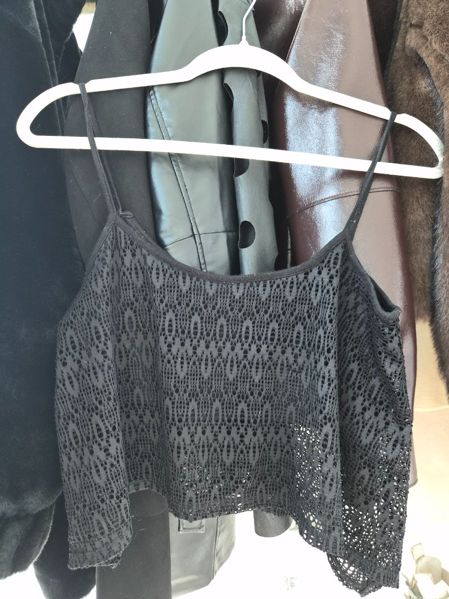 Bershka Black Lace Sleeveless Mesh Crop Top
