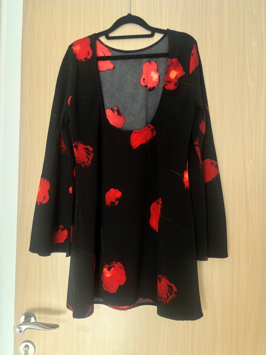 Boohoo Black red floral mini dress photo 2