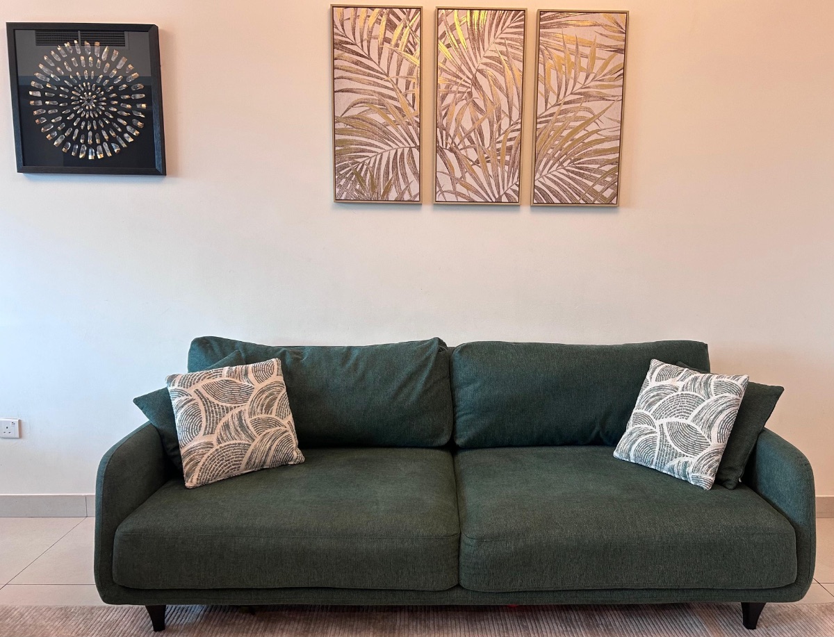 Home centre sofa set 3+2 photo 2