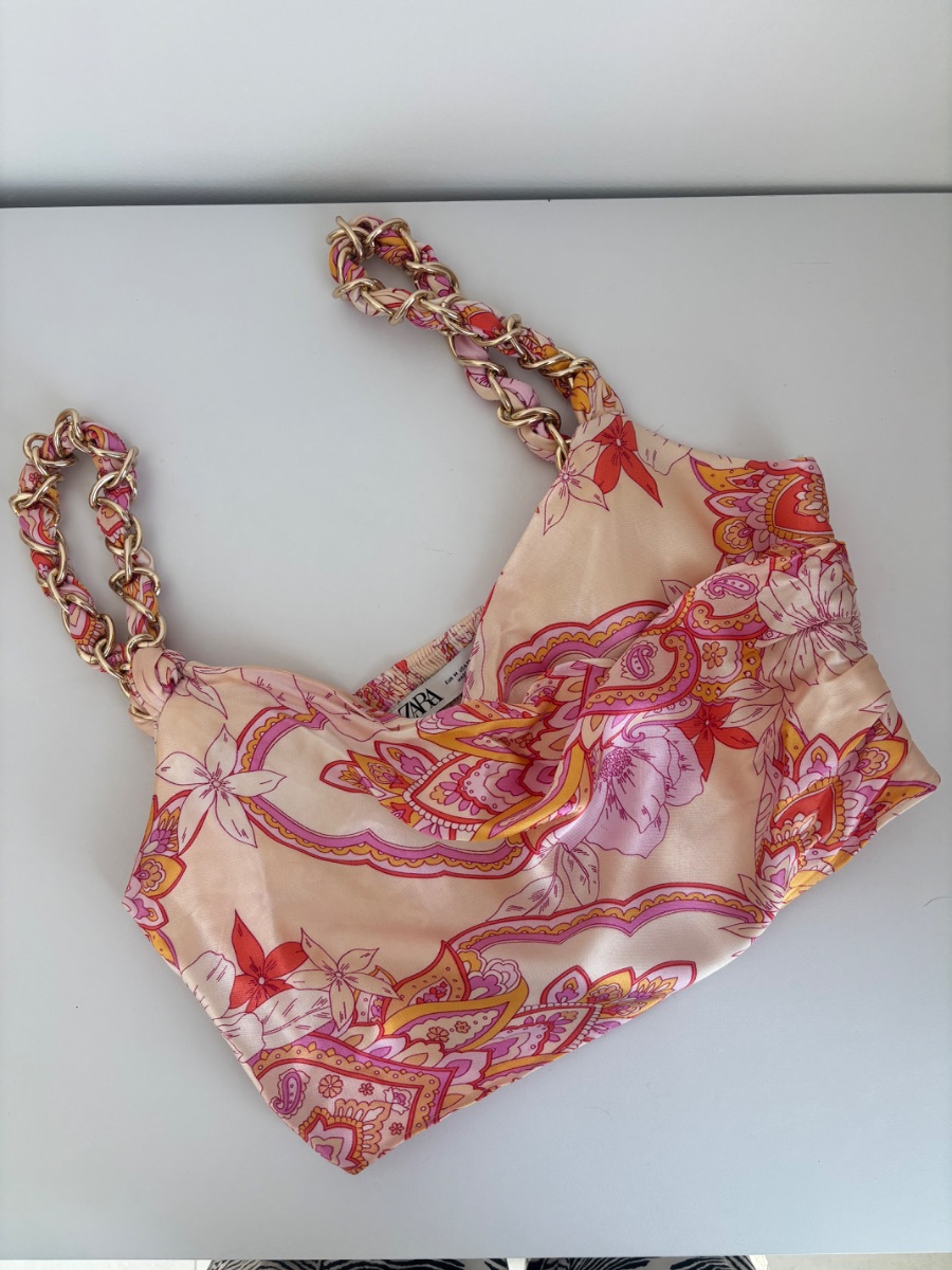 Zara printed chain strap crop photo 2