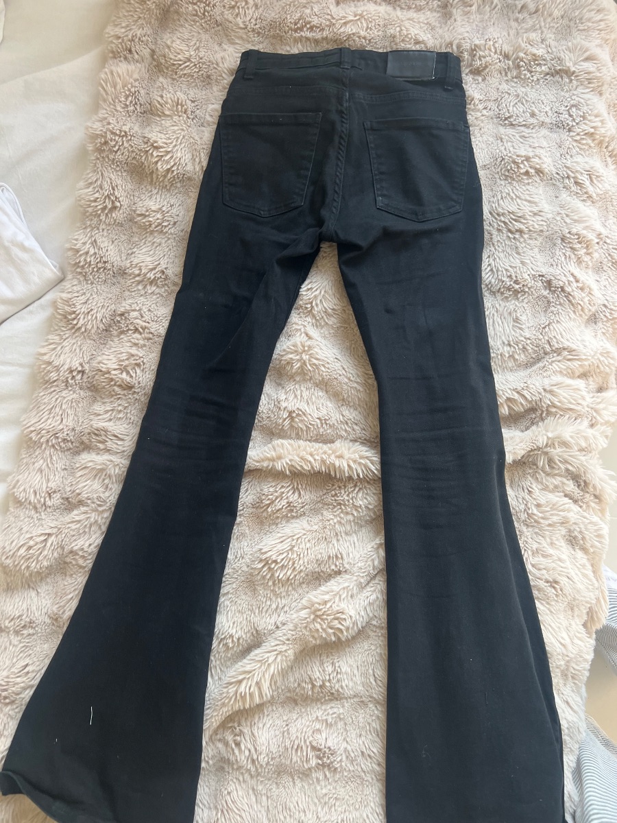 Bershka Black Flared Jeans photo 3