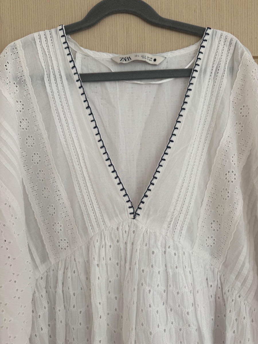 Zara White Broderie Anglais dress photo 2