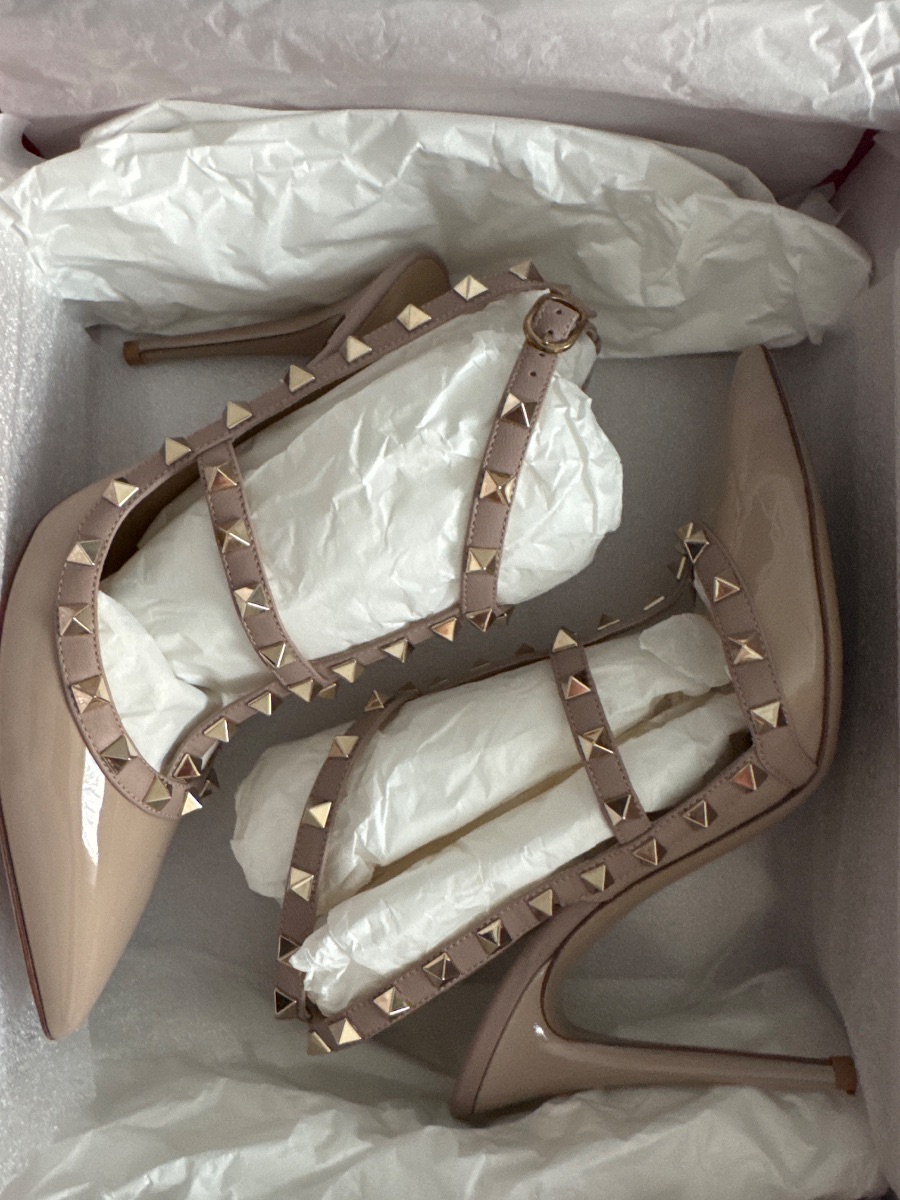 Valentino - Size 39