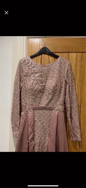 Independent Store Wedding dress dusky pink - Size UK 8. photo 2