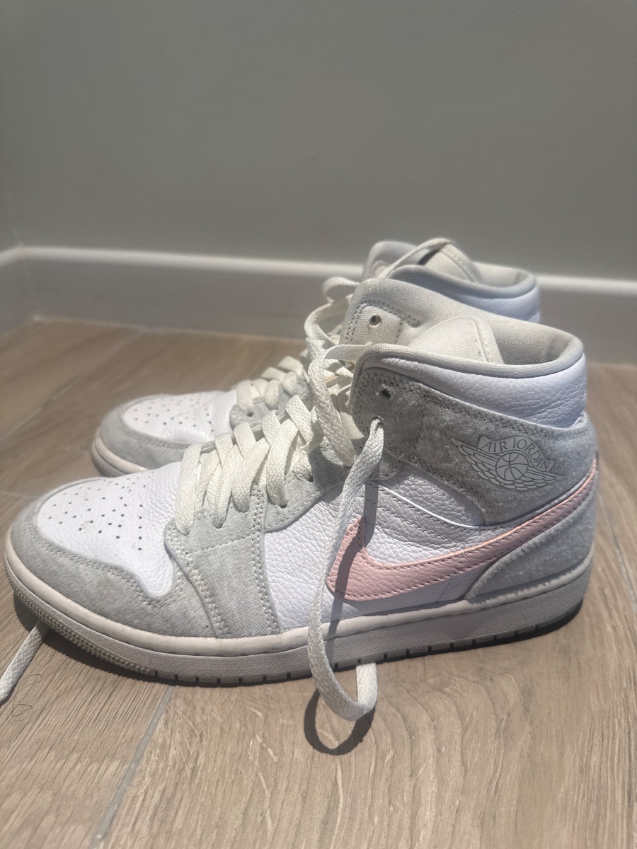 Nike Air Jordan - Grey/Pink 39.5 photo 2