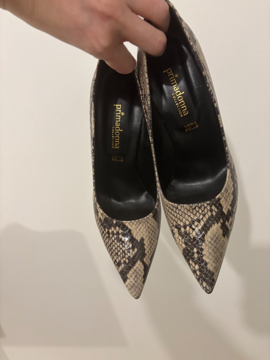 Stiletto shoes, snake print photo 3