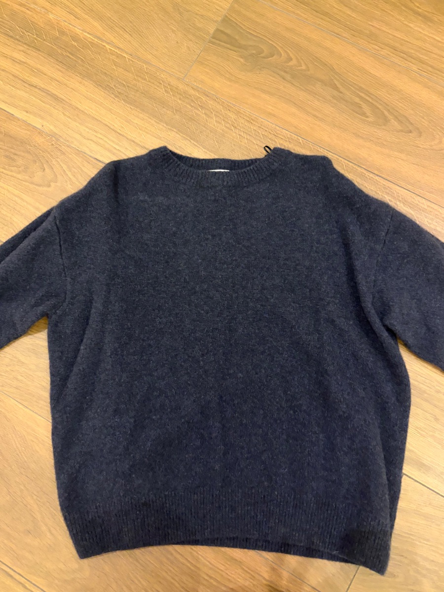 Zara dark blue sweater