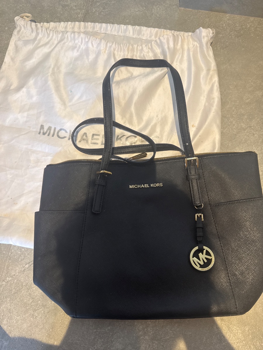 Michael Kors Jet Set Top-Zip Tote Black Saffiano Leather with Gold Hardware