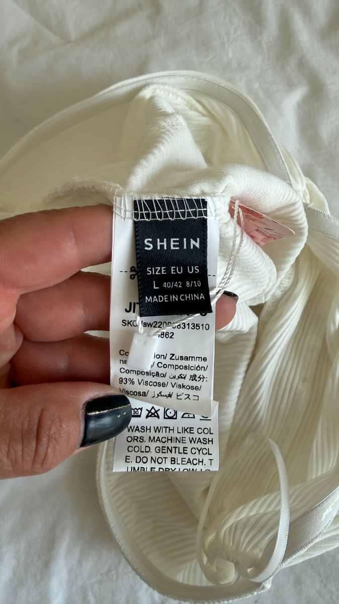 Brand new with tags Shein Cream Top Large photo 3