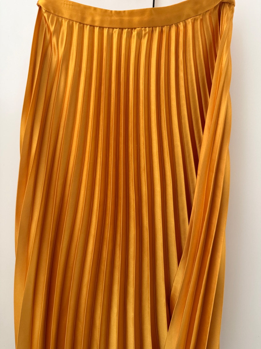 Mango pleated skirt photo 2