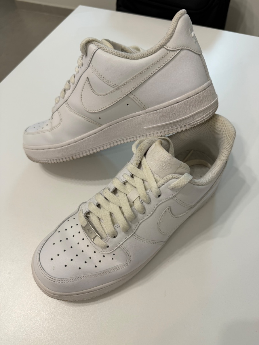 White Nike Airforce 1s - Size UK 6.5/Euro 40.5 photo 2