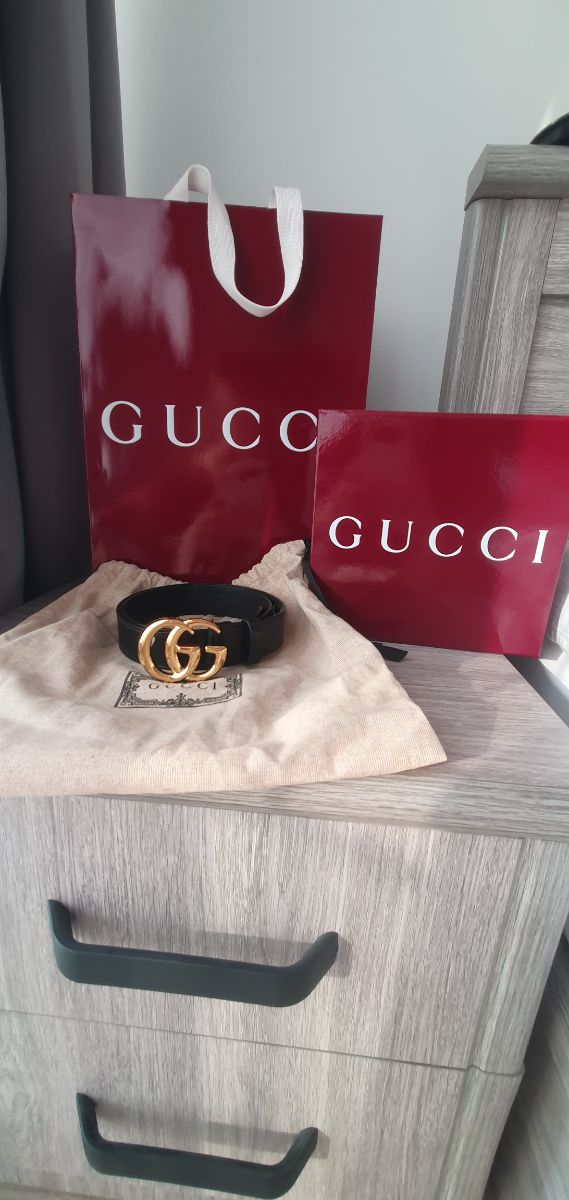 Authentic Gucci belt with Gold buckle photo 2