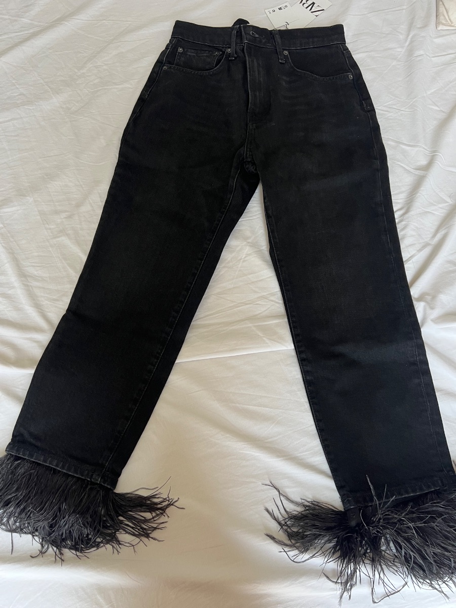 Zara ZW Black Jeans with Detachable Feathers – Size 40 – New photo 3