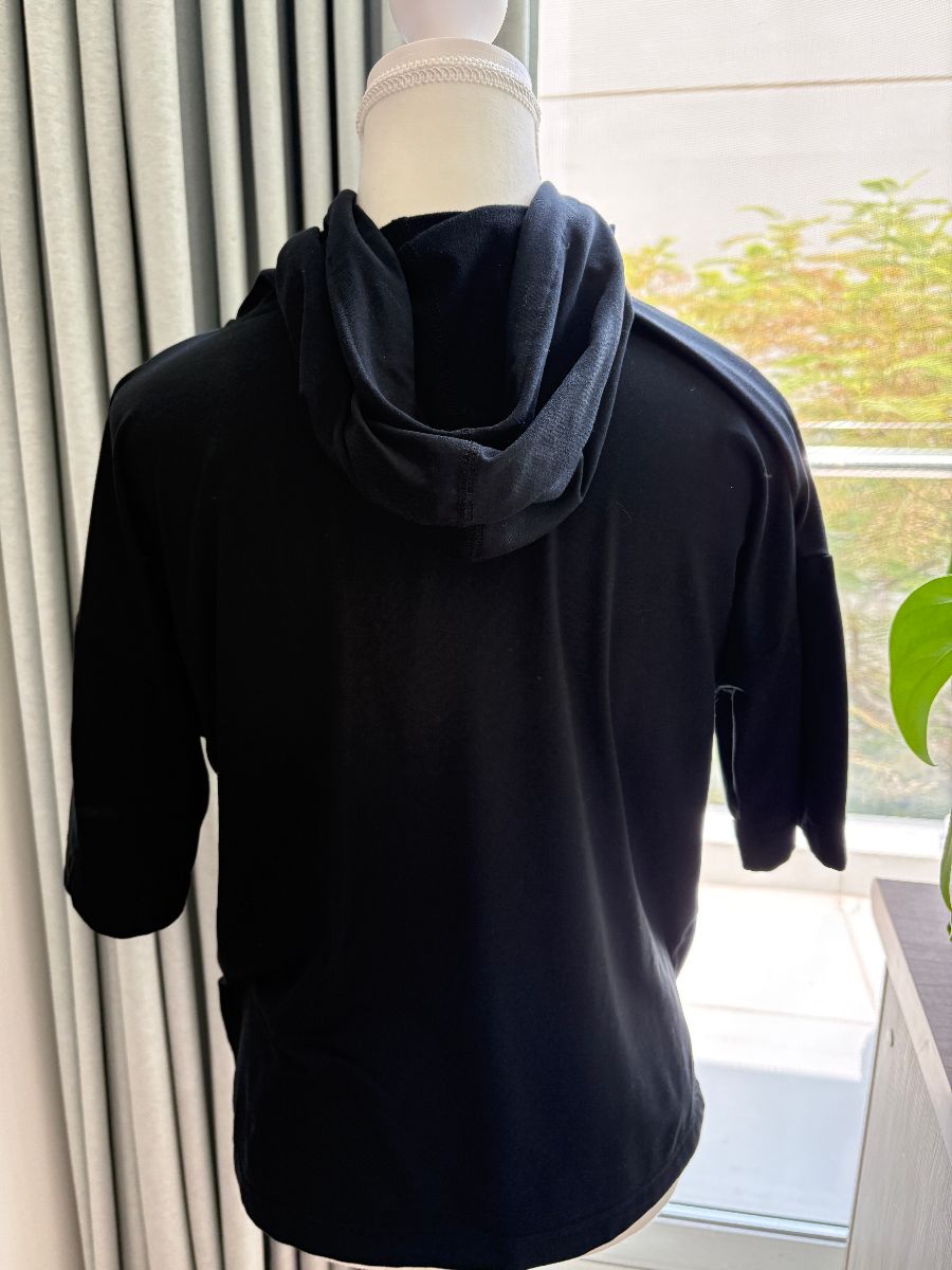 Abercrombie & Fitch Boys top with hood photo 2
