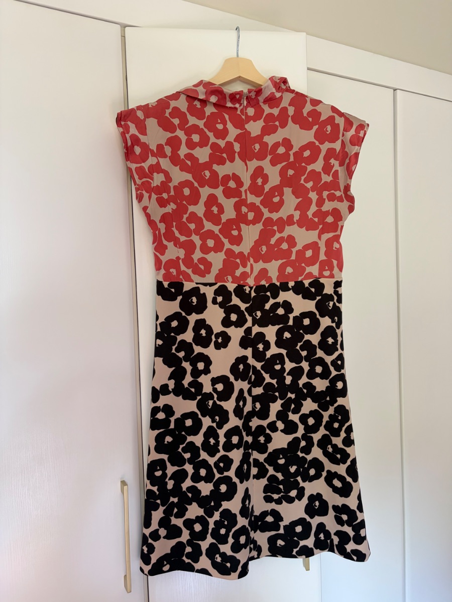 Marccaine dress photo 2