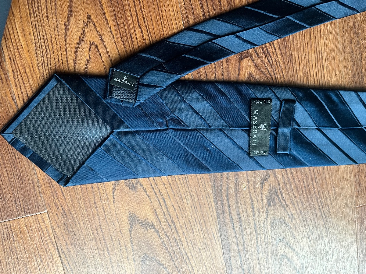 Navy Maserati 100% silk tie - classic diagonal stripe - Hand Made photo 3