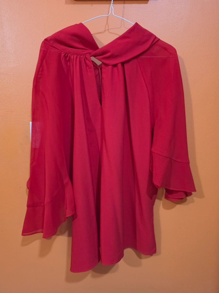 Star Red Top photo 2
