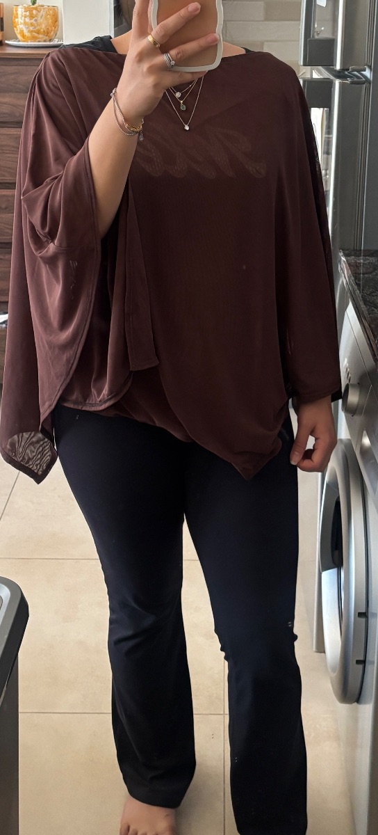 Pretty Little Thing Chocolate Mesh Oversized Cape Detail Top photo 2