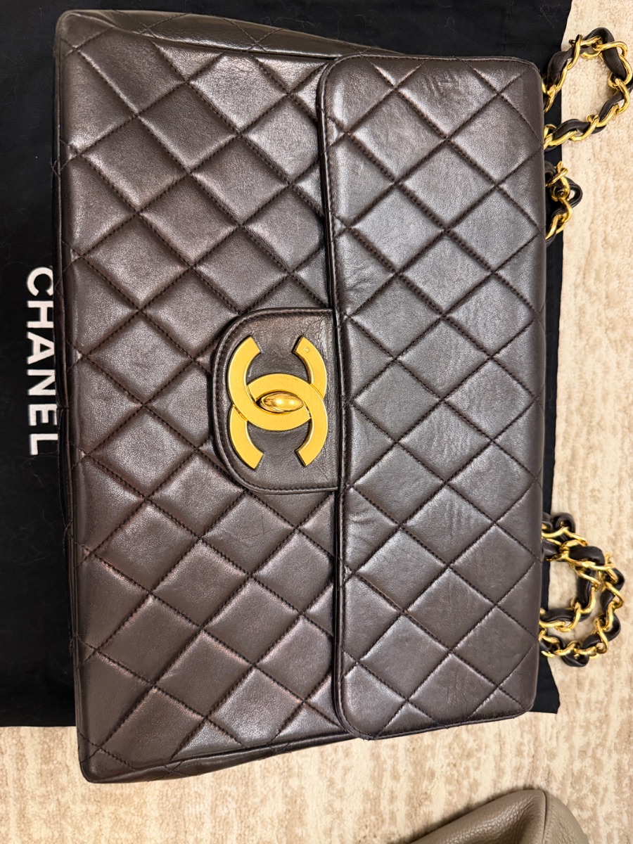 Preloved Vintage Chanel Maxi Flap with Authenticity Card