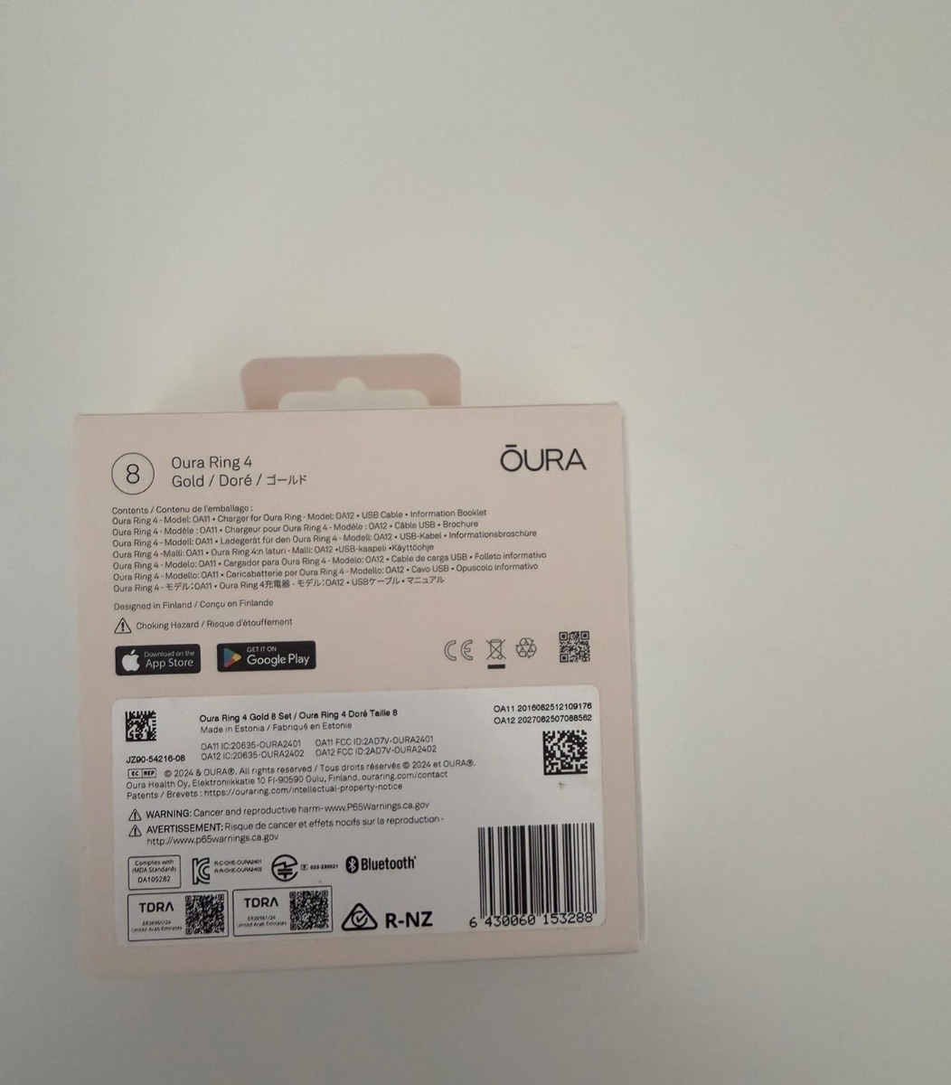 Oura Ring 4 Gold Size 8 photo 2