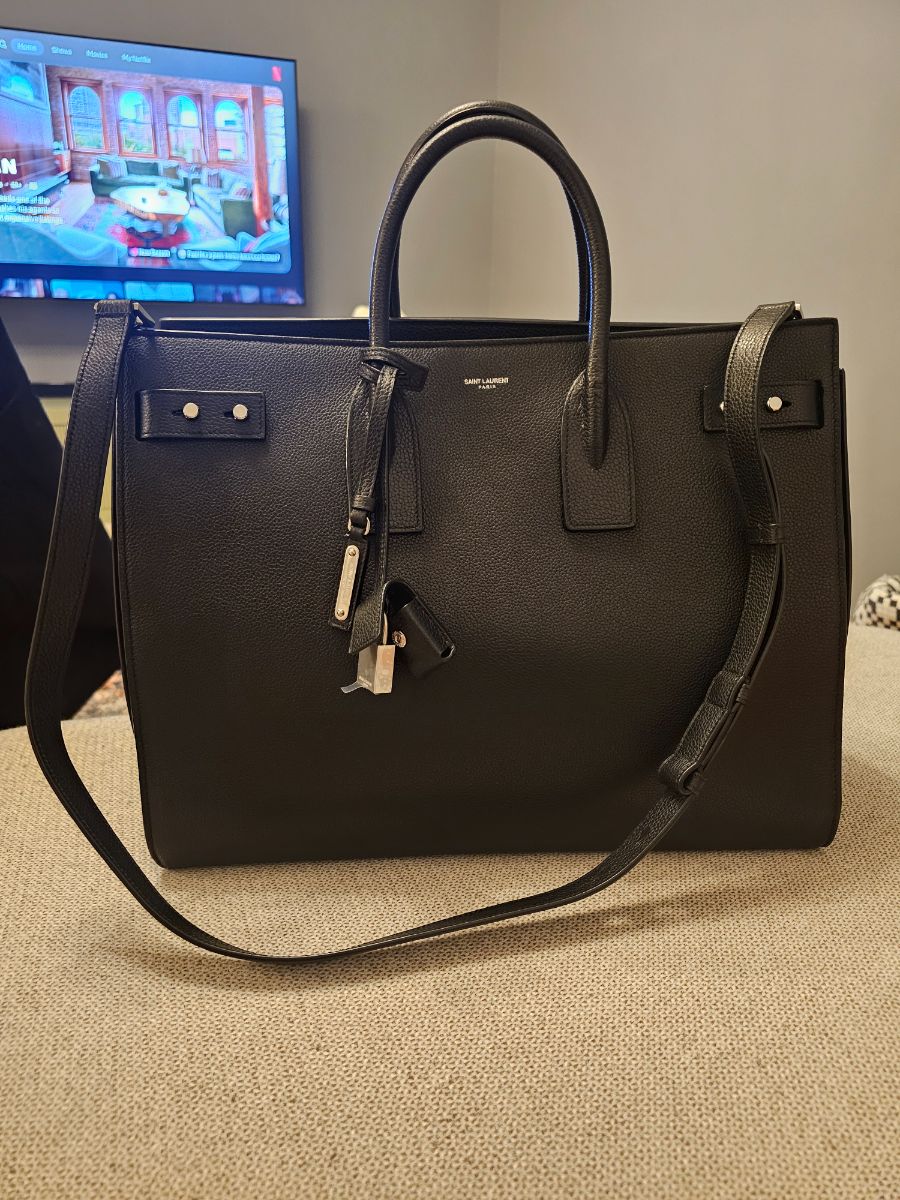 YSL sac De Jour Large photo 3