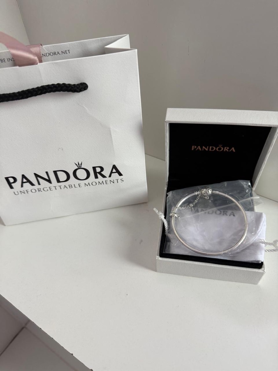 Pandora bracelet photo 2
