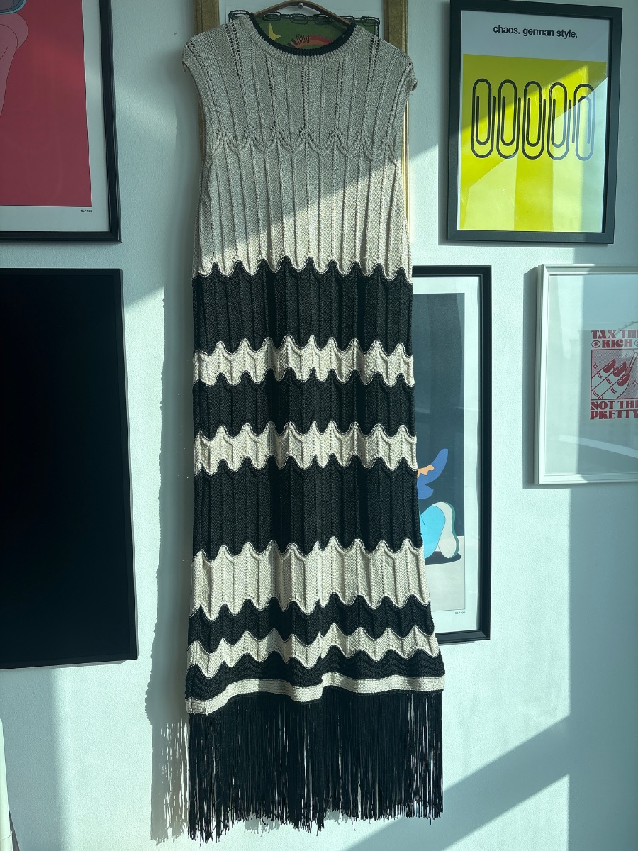 Wavy knit fringe dress MANGO