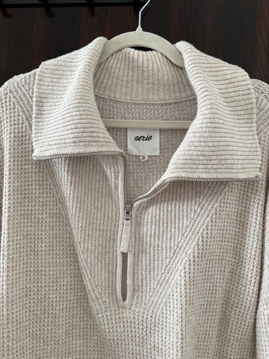 Aerie beige cozy set photo 3