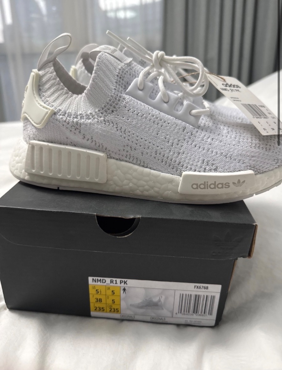 Adidas NMD - size 5 photo 2