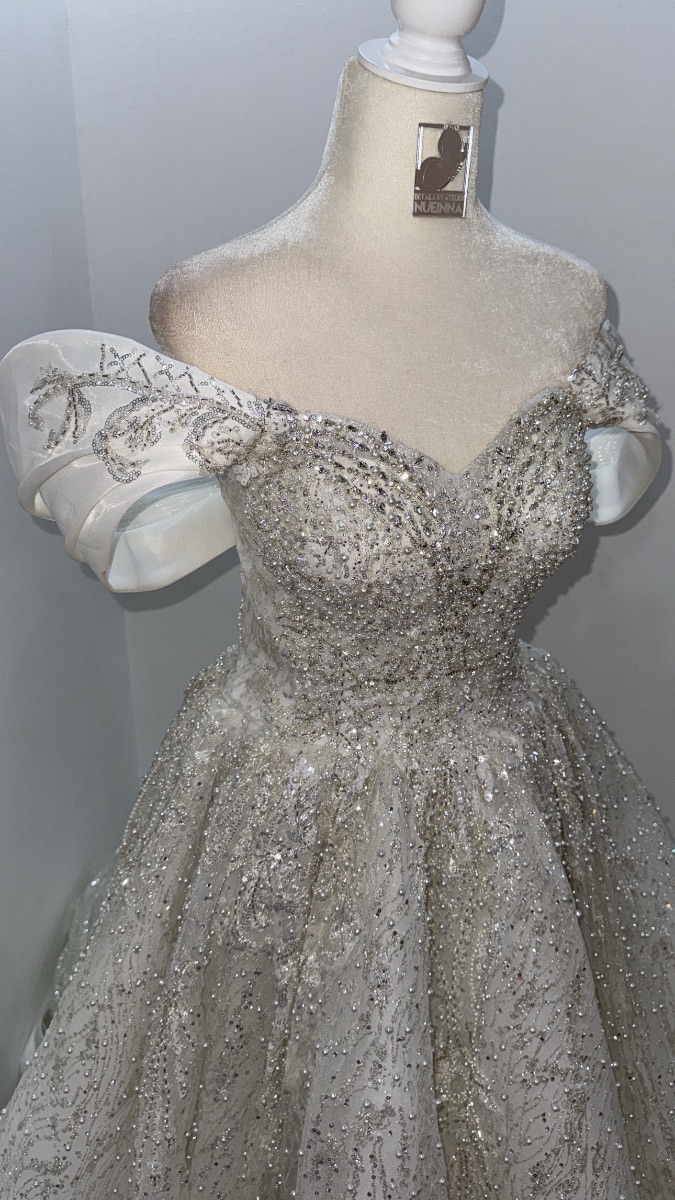 Atelier N Luxurious Wedding dress photo 3