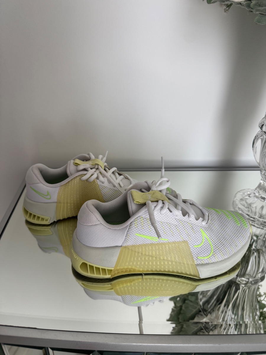 Nike Metcon 9 size 37.5