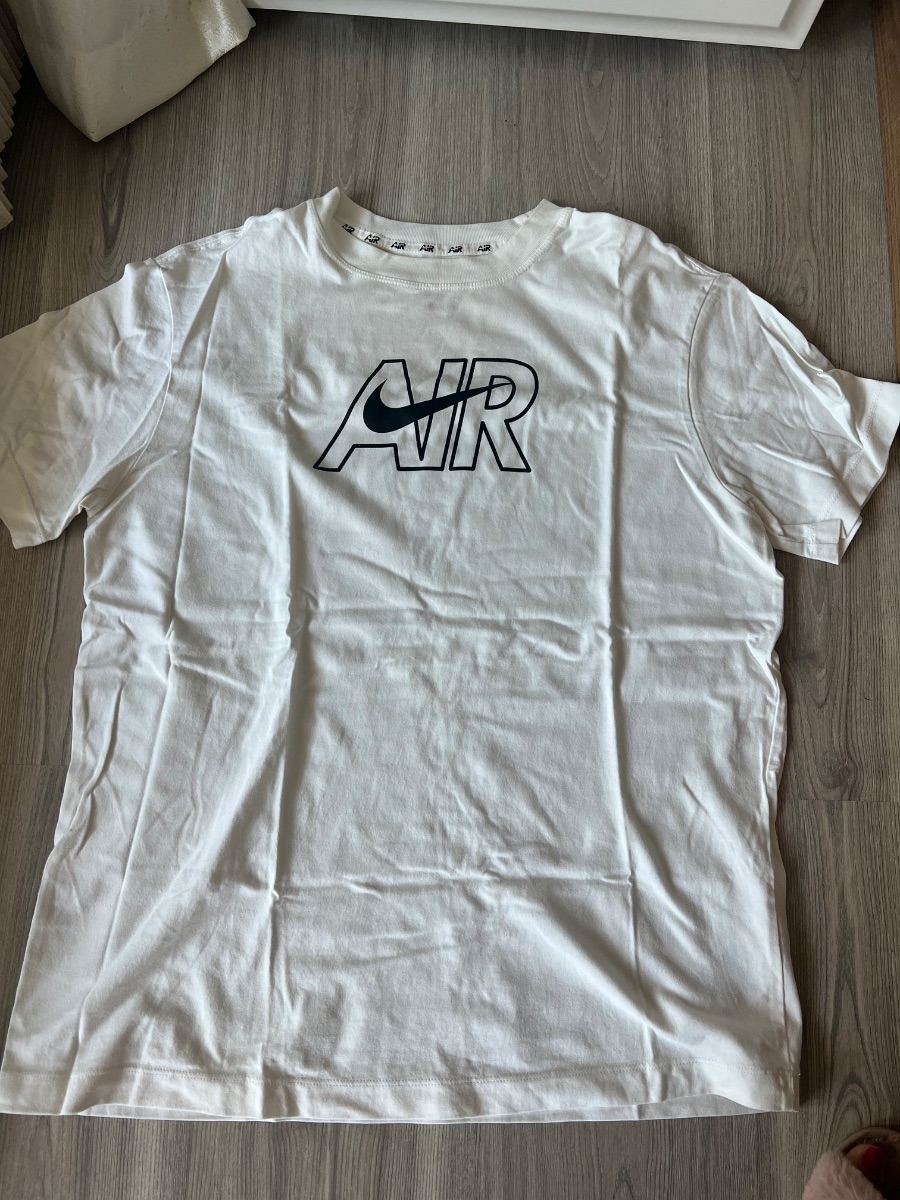 Nike air tshirt